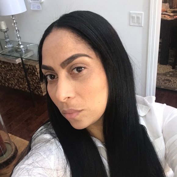 Meet your Posher, Maria - Picture 1 of 1